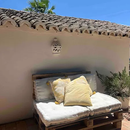 Holiday home Casa Oliveira Quelfes