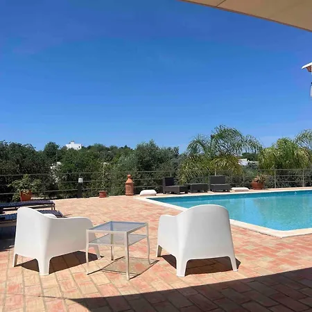 Casa Oliveira Holiday home *